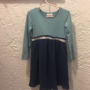 Girl’s long sleeve dress